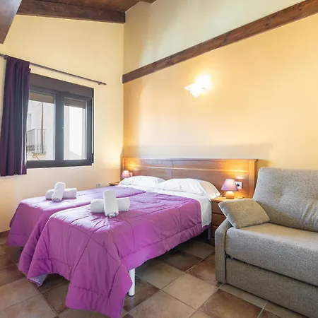Casa El Cojo 2c * Alcalá de la Selva