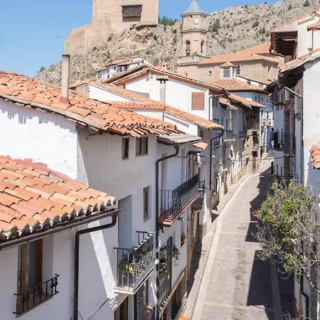 Casa El Cojo 2c * Alcalá de la Selva