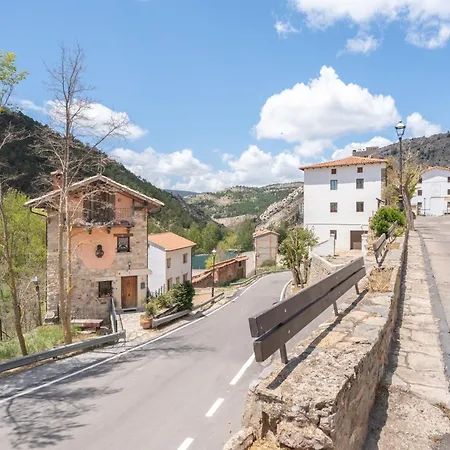 Casa El Cojo 2c * Alcalá de la Selva